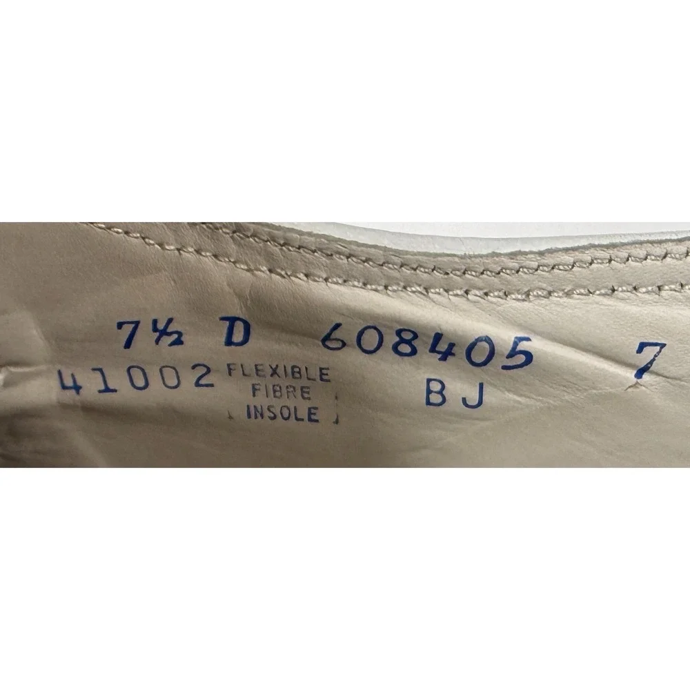 Florsheim Men's Vintage 1970's-80's White Slip On Leather Loafer Size 7.5‎ D